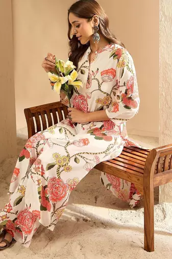 Women Floral Printed Regular Kurta with Palazzos