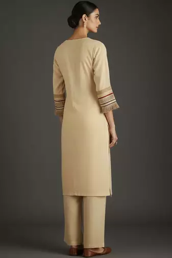 Women Ethnic Motifs Regular Thread Work Kurta with Trousers & With Dupatta