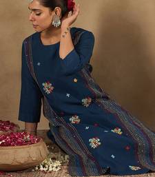 Women Floral Embroidered Regular Thread Work Kurta with Trousers