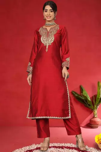 Women Floral Embroidered Regular Kurta With Trousers & Dupatta