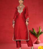 Women Floral Embroidered Regular Kurta With Trousers & Dupatta