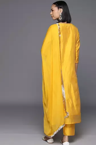 Women Ethnic Motifs Embroidered Chanderi Silk Kurta with Trousers & With Dupatta