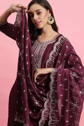 Floral Embroidered Regular Thread Work Kurta With Trousers & Dupatta