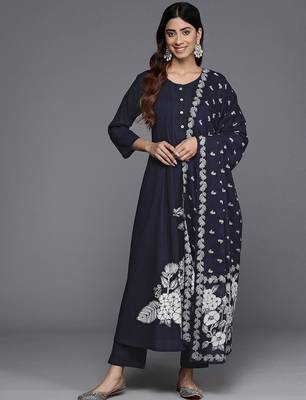 Floral Printed Kurta with Trousers & Dupatta 1