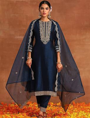 Navy Blue Ethnic Motifs Embroidered Kurta With Trousers & Dupatta 7