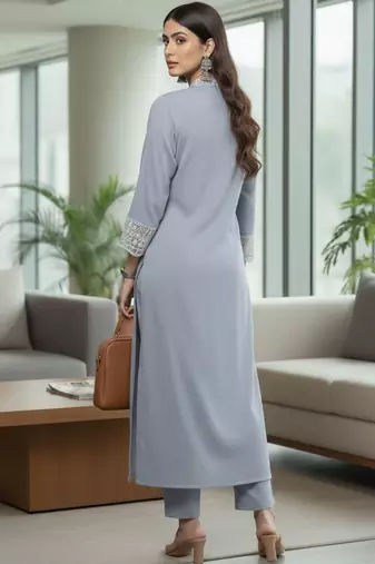 Women Regular Thread Work Silk Crepe Kurta with Trousers
