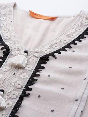 Floral Embroidered Regular Thread Work Linen Kurta with Trousers & Dupatta 2