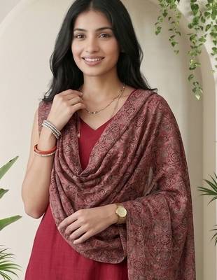 Women Ethnic Motifs Regular Kurta with Trousers & With Dupatta 5