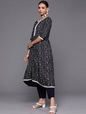 Women Ethnic Motifs Printed Kurta & Trousers With Dupatta 4