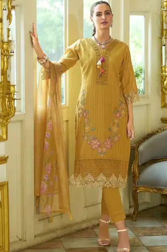 women floral embroidered regular thread work  cotton kurta with trousers & with dupatta