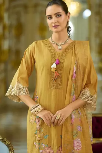 women floral embroidered regular thread work  cotton kurta with trousers & with dupatta