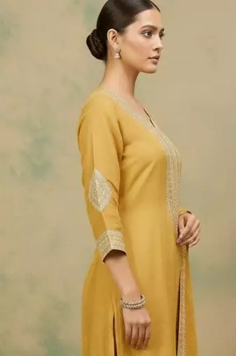 Women Ethnic Motifs Embroidered Regular Thread Work Kurta with Trousers & With Dupatta