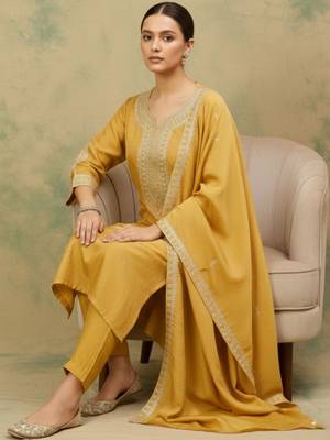 Women Ethnic Motifs Embroidered Regular Thread Work Kurta with Trousers & With Dupatta 5