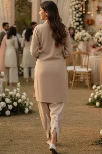 Women Regular Thread Work Kurta with Harem Pants