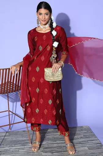 Women Maroon Floral Embroidered Sequinned Liva Kurta with Trousers & With Dupatta