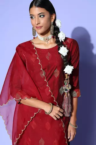 Women Maroon Floral Embroidered Sequinned Liva Kurta with Trousers & With Dupatta