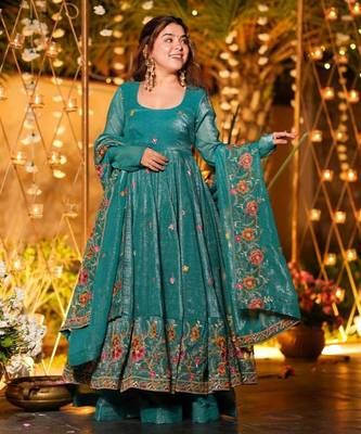 Rama green embroidered crunchy silk salwar suit set with dupatta 1