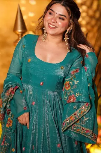 Rama green embroidered crunchy silk salwar suit set with dupatta