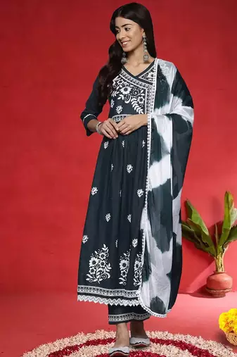 Ethnic Motifs Embroidered Angrakha V-Neck A-Line Kurta With Trousers & Dupatta