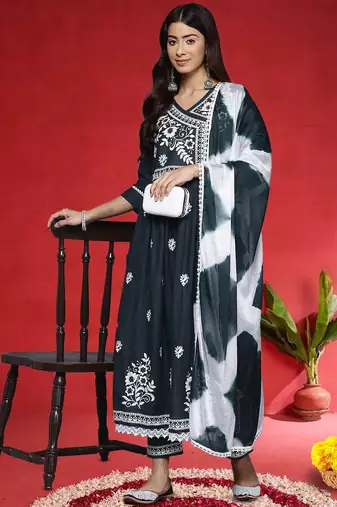 Ethnic Motifs Embroidered Angrakha V-Neck A-Line Kurta With Trousers & Dupatta
