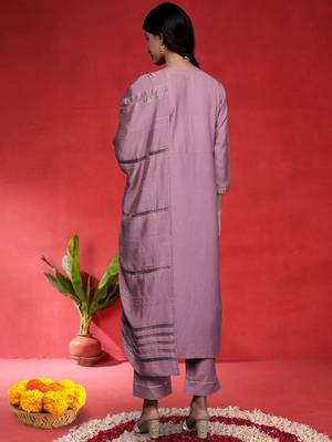 Women Solid Kurta with Trouser & Dupatta 5