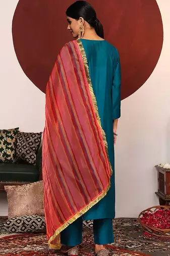 Women Ethnic Motifs Embroidered Regular Thread Work Kurta with Trousers & With Dupatta