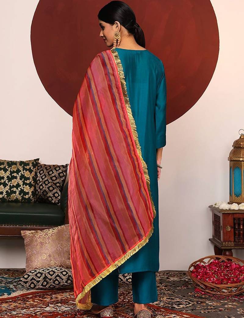 Women Ethnic Motifs Embroidered Regular Thread Work Kurta with Trousers & With Dupatta