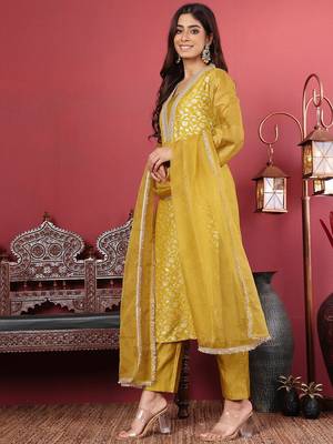 Floral Woven Design Sequinned Jacquard Kurta With Trouser & Dupatta 7