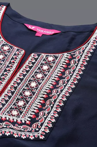 Floral Yoke Design Thread Work Straight Kurta with Trousers & Dupatta
