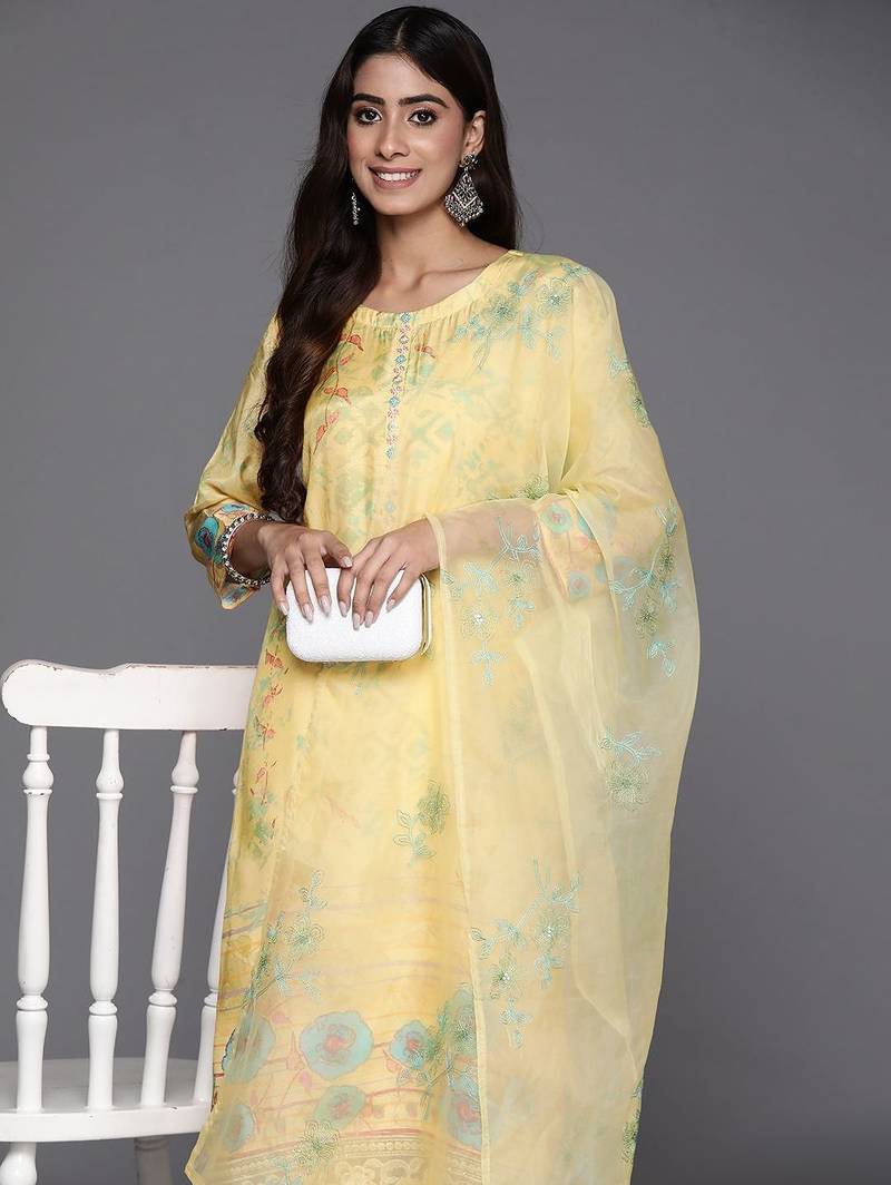 Floral Printed Zari Regular Kurta with Trousers & Dupatta