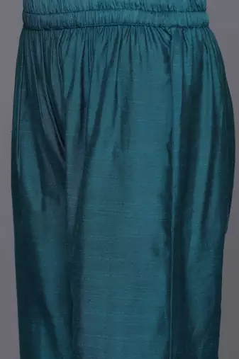 Women Yoke Design Regular Kurta with Trousers & With Dupatta