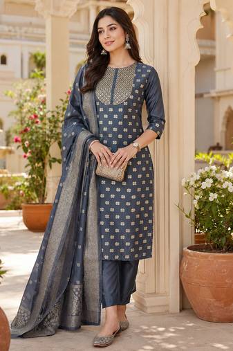 women's chanderi silk embroidered kurta set with jacquard dupatta