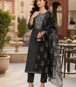  women's straight side slit  embroidered  kurta pant set with digital  dupatta