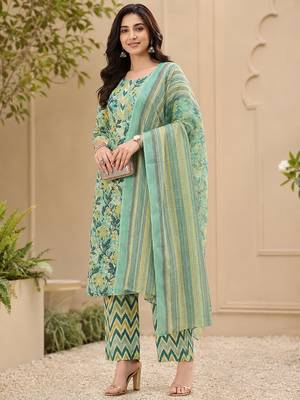women's jaipuri floral print straight side slit kurta plazzo set with dupatta 1