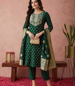 women's chanderi silk embroidered kurta set with jacquard dupatta