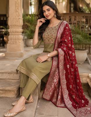  women's beige art silk  heavy embroidered kurta set with dupatta 2
