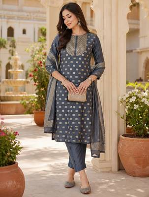 women's chanderi silk embroidered kurta set with jacquard dupatta 5