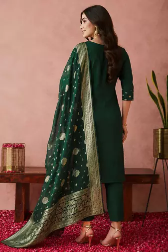 women's chanderi silk embroidered kurta set with jacquard dupatta