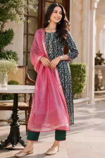  women's kalamkari print straight side slit kurta pant set with organza dupatta
