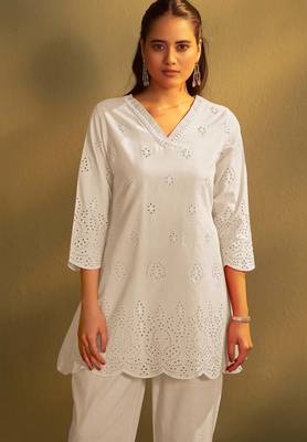 Cream pure cotton schiffli co-ord set 3