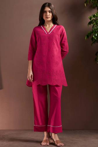 Dark pink pure cotton schiffli co-ord set