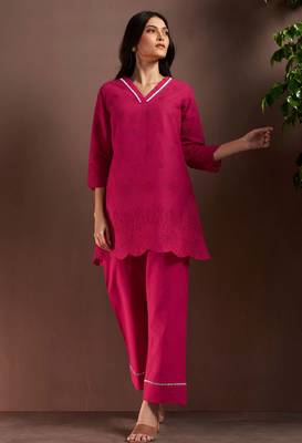Dark pink pure cotton schiffli co-ord set 3