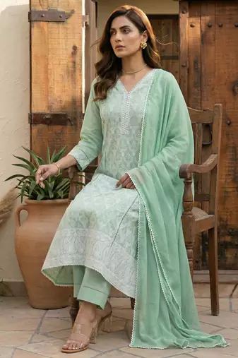 Green pure cotton embroidered thread work ethnic kurta set with matching dupatta