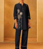 Women black pure cotton embroidered straight kurta co-ord set