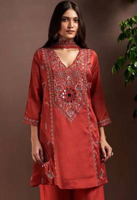 Rust silk blend embroidered mirror work ethnic kurta set with matching dupatta 4