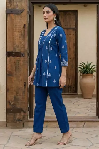 Dresoul pure cotton embroidered co-ord set