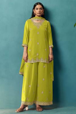 Green georgette embroidered zari work ethnic kurta set with matching dupatta 1