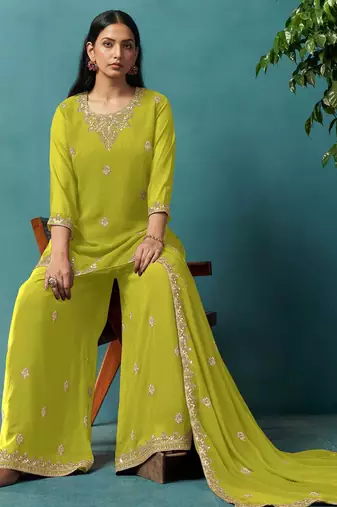 Green georgette embroidered zari work ethnic kurta set with matching dupatta