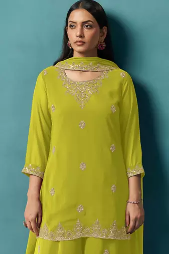 Green georgette embroidered zari work ethnic kurta set with matching dupatta