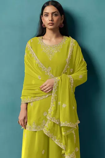 Green georgette embroidered zari work ethnic kurta set with matching dupatta